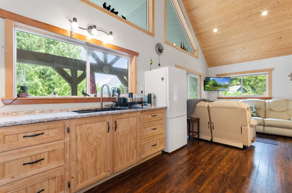 H61 BLUEBERRY CRESCENT, Sunshine Valley BC V0X 1L5, Sunshine Valley BC — Residential for Sale — Photo 13 of 40