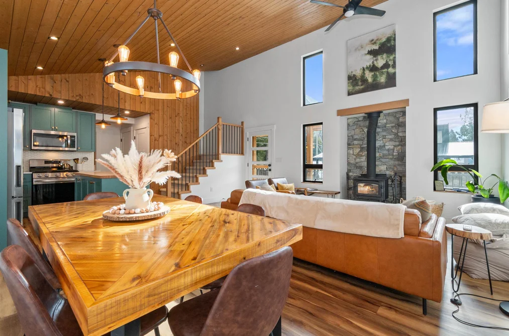HG139-71498 Old Hope Princeton Highway, Hope, BC - House for Sale - Photo 16 of 40 HG139-71498 Old Hope Princeton Highway, Hope, BC - House for Sale - Photo 16 of 40