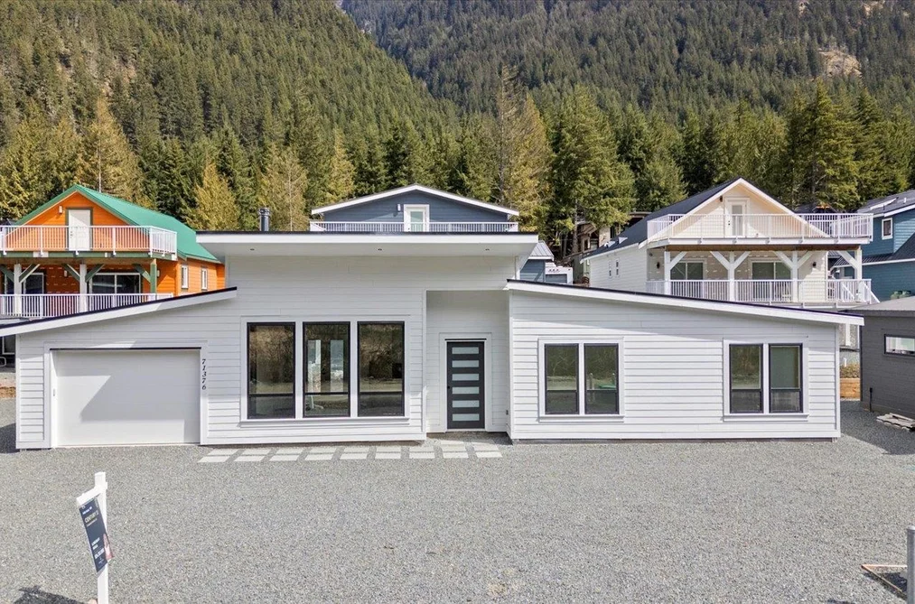 HG185 71376 GROVE PLACE, Hope BC V0X 1L5, Hope BC — Residential for Sale - Main Photo