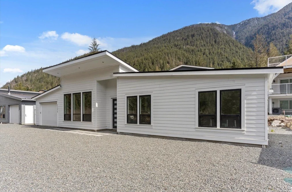 HG185 71376 GROVE PLACE, Hope BC V0X 1L5, Hope BC — Residential for Sale — Photo 3 of 36