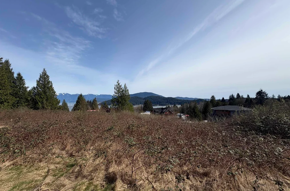LOT D WOODLAND AVENUE, Gibsons BC V0N 1V6, Gibsons BC — Land for Sale - Photo 2