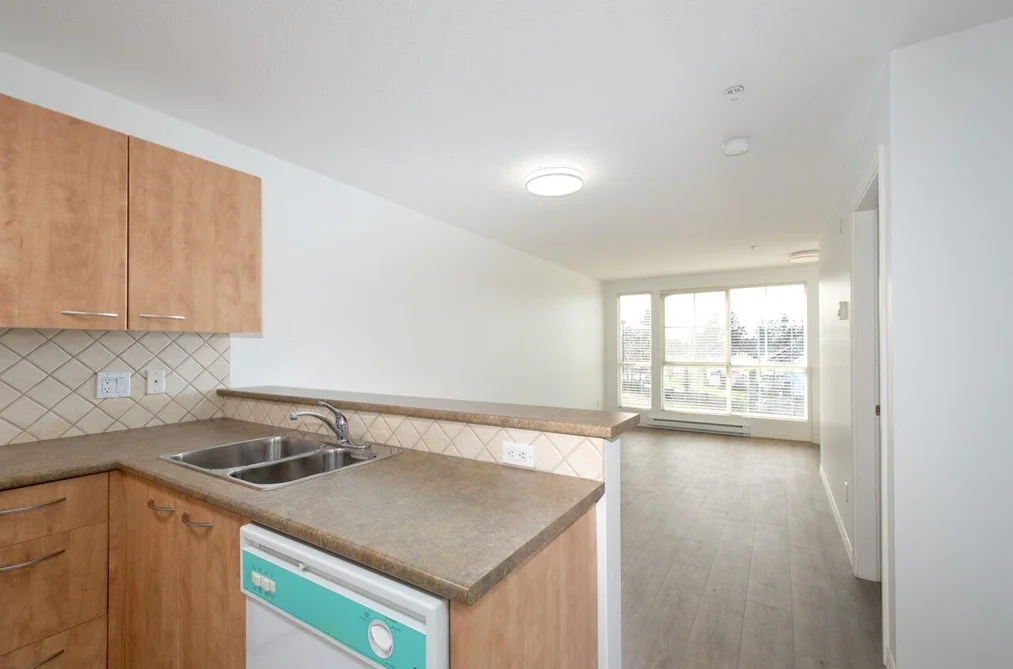 PH10 2973 KINGSWAY, Vancouver BC V5R 5J4, Vancouver BC — Residential for Sale - Photo 5