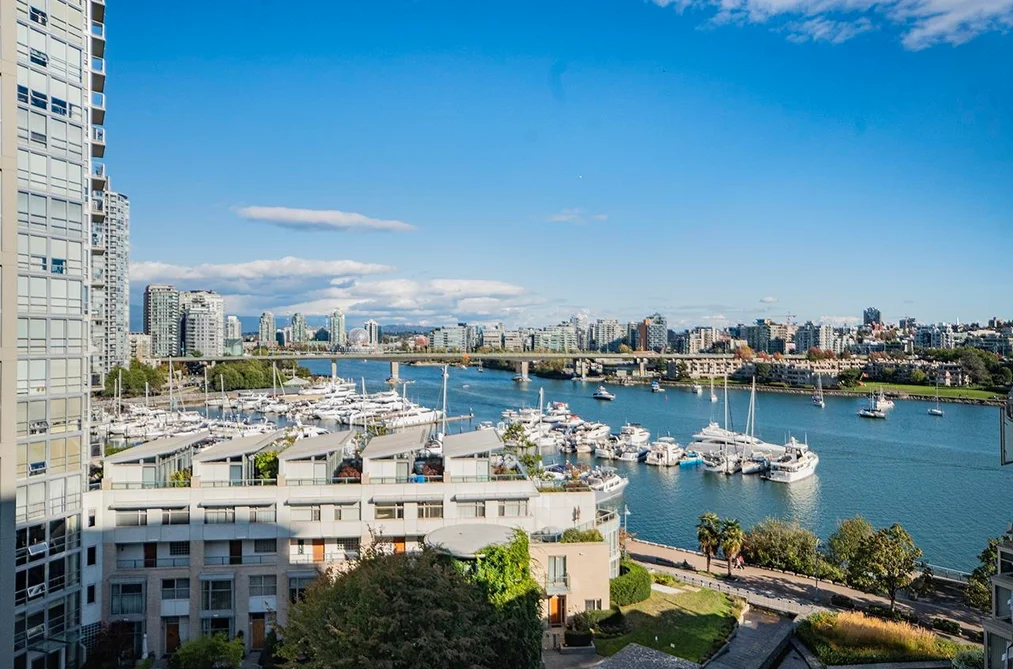 PH1003 1288 MARINASIDE CRESCENT, Vancouver BC V6Z 2W5, Vancouver BC — Residential for Sale - Photo 2
