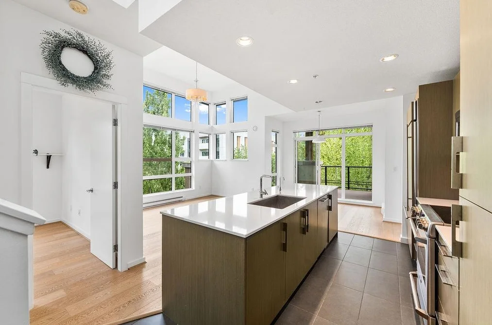 PH11 3479 WESBROOK MALL, Vancouver BC V6S 0B7, Vancouver BC — Residential for Sale — Photo 6 of 30