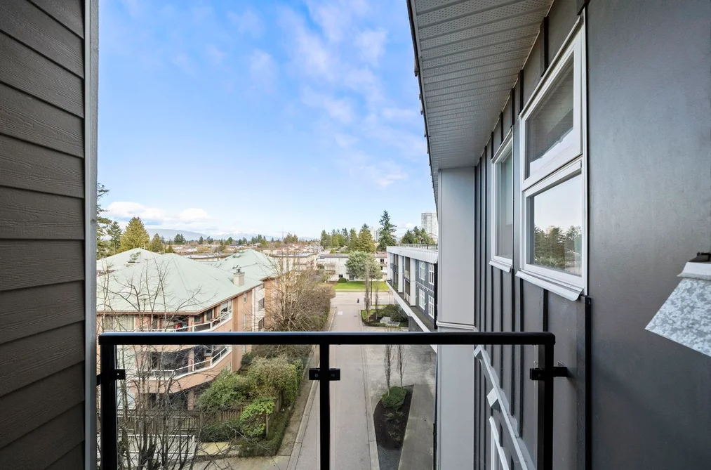 PH18 6283 KINGSWAY, Burnaby BC V5J 0H3, Burnaby BC — Residential for Sale - Photo 2