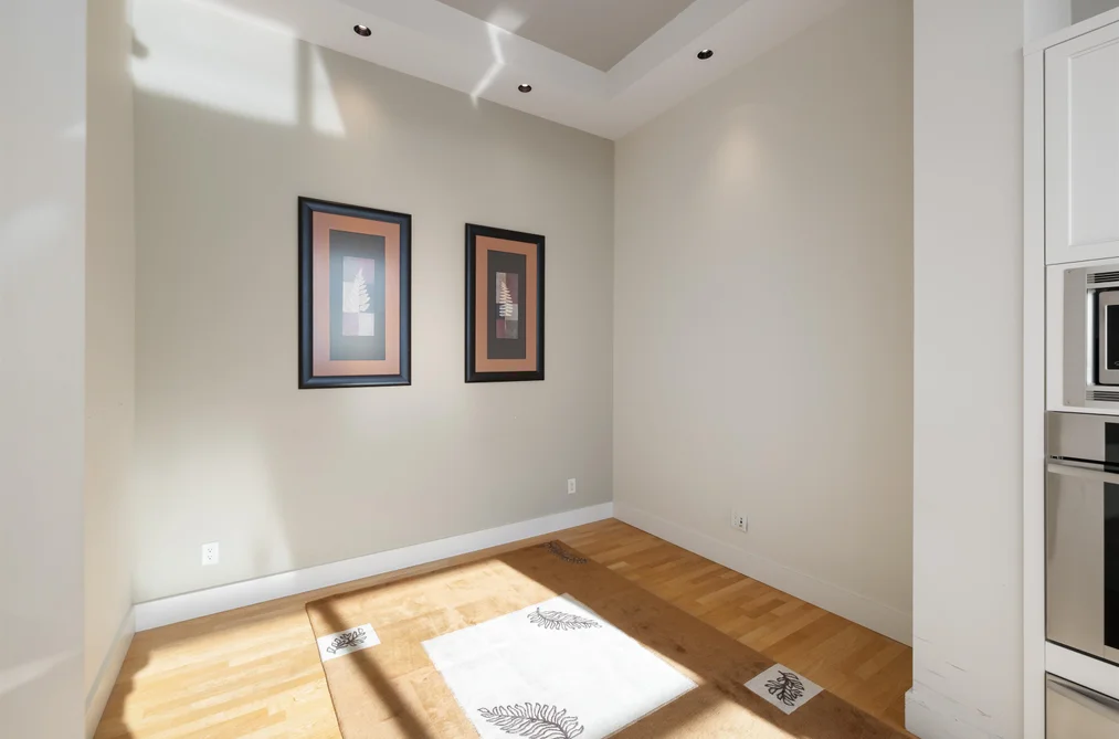 2200 Chippendale Road, West Vancouver, BC - Condo for Sale - Photo 17 of 40 2200 Chippendale Road, West Vancouver, BC - Condo for Sale - Photo 17 of 40