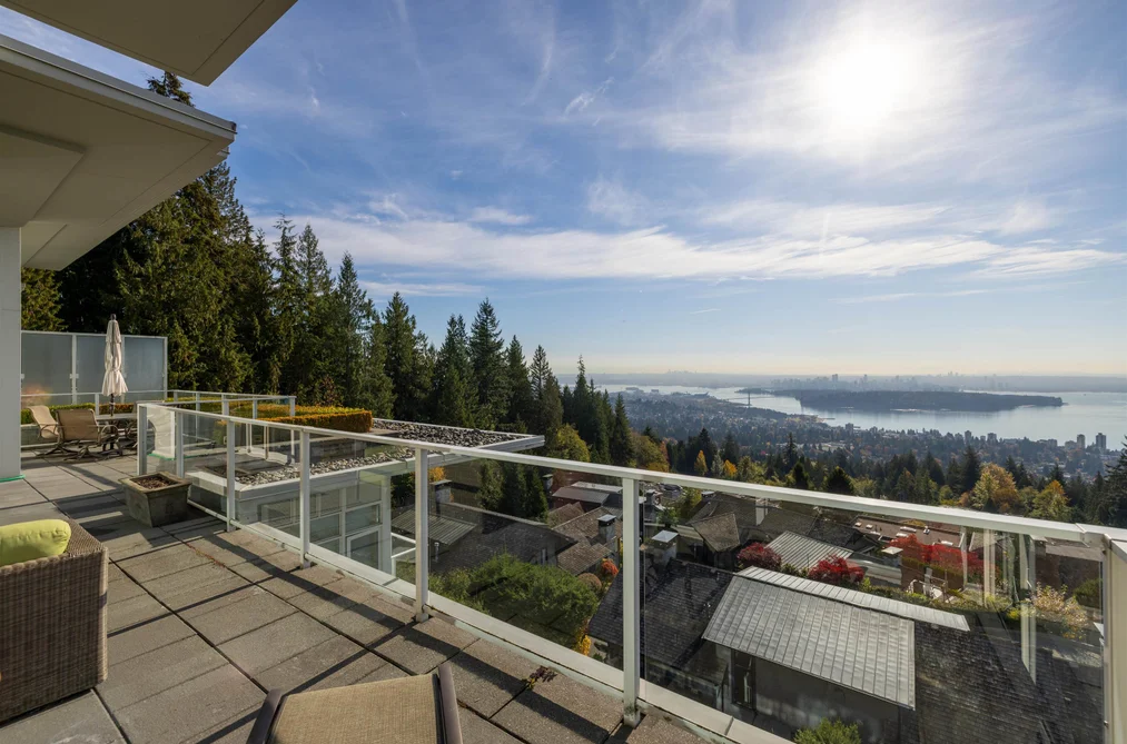 2200 Chippendale Road, West Vancouver, BC - Condo for Sale - Photo 7 of 40 2200 Chippendale Road, West Vancouver, BC - Condo for Sale - Photo 7 of 40