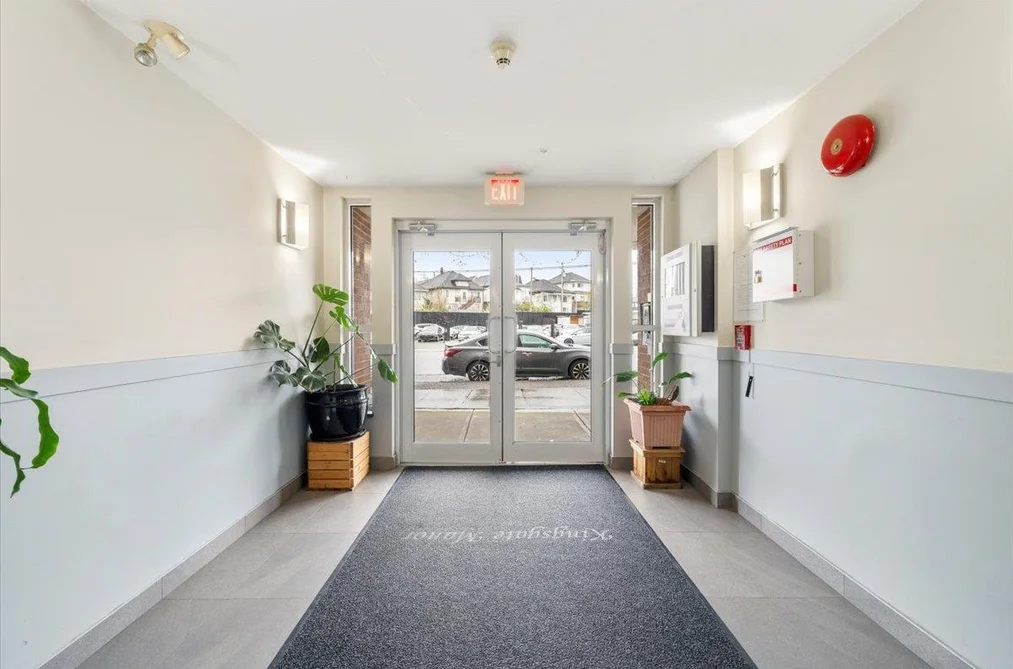 PH23 760 KINGSWAY, Vancouver BC V5V 3C1, Vancouver BC — Residential for Sale - Photo 2