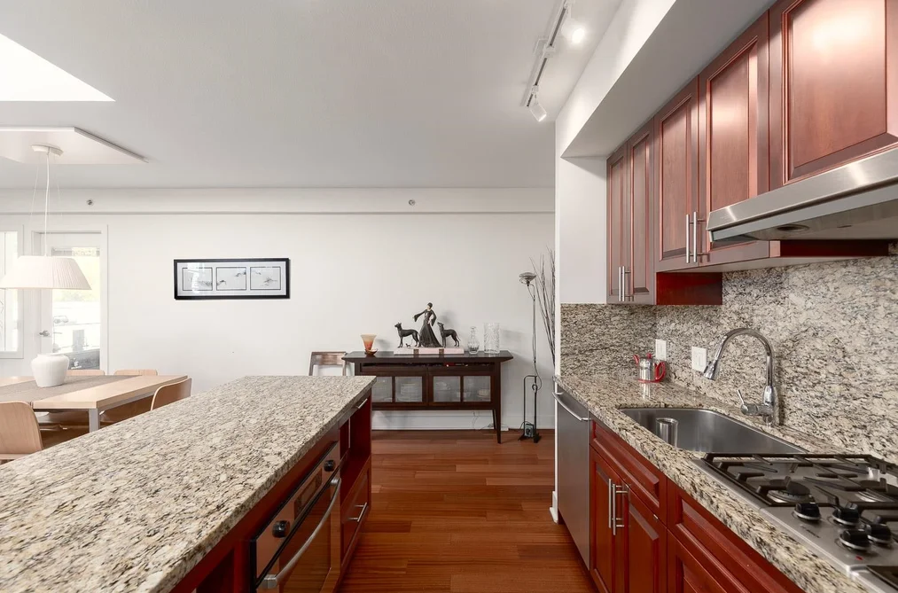 PH803 988 RICHARDS STREET, Vancouver BC V6B 8R2, Vancouver BC — Residential for Sale — Photo 11 of 38