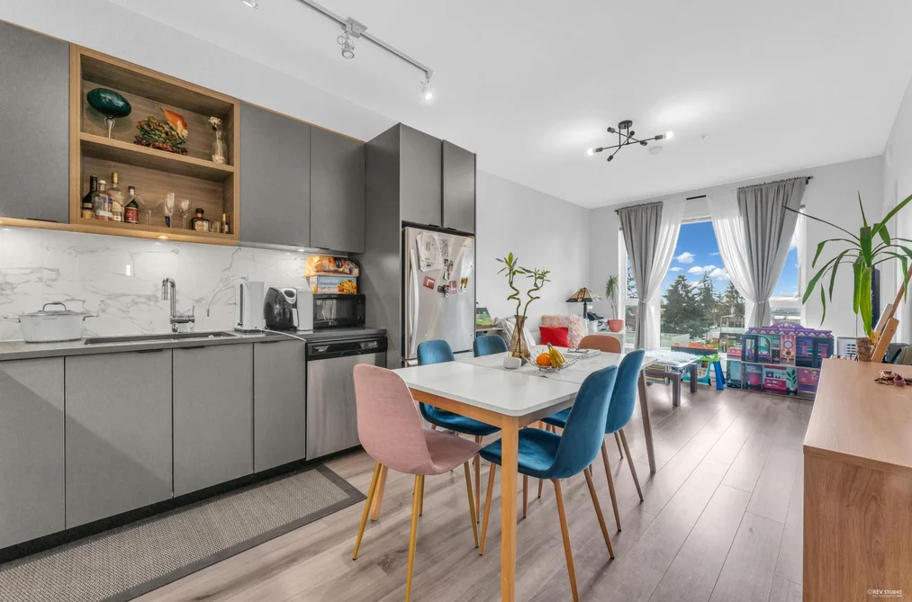 PH47 5355 LANE STREET, Burnaby BC V5H 0H1, Burnaby BC — Residential for Sale - Photo 2