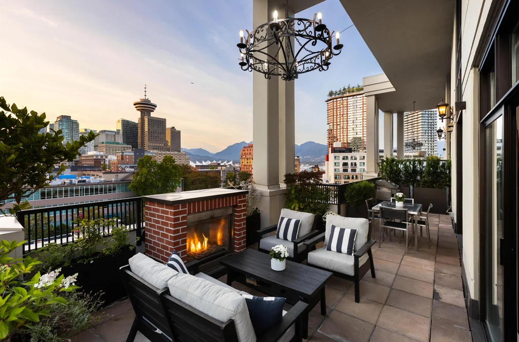 PH701 - 531 Beatty Street, Vancouver, BC - MLS: R3177564 - Photo 2 PH701 - 531 Beatty Street, Vancouver, BC - MLS: R3177564 - Photo 2