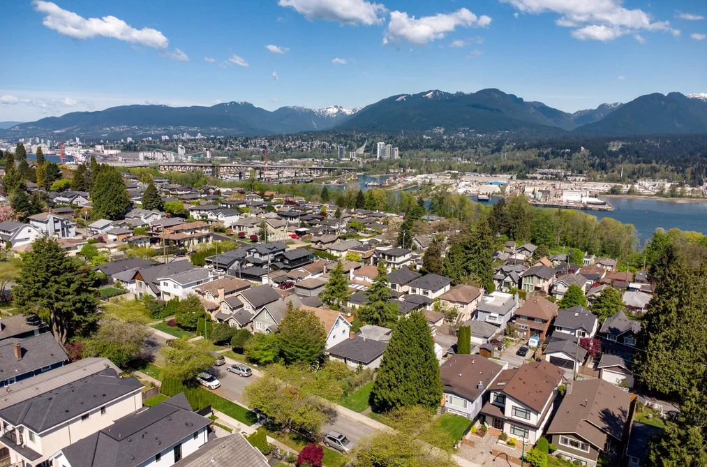 Street 4137 MCGILL STREET, Burnaby BC V5C 1M7, Burnaby BC — Residential for Sale - Photo 4