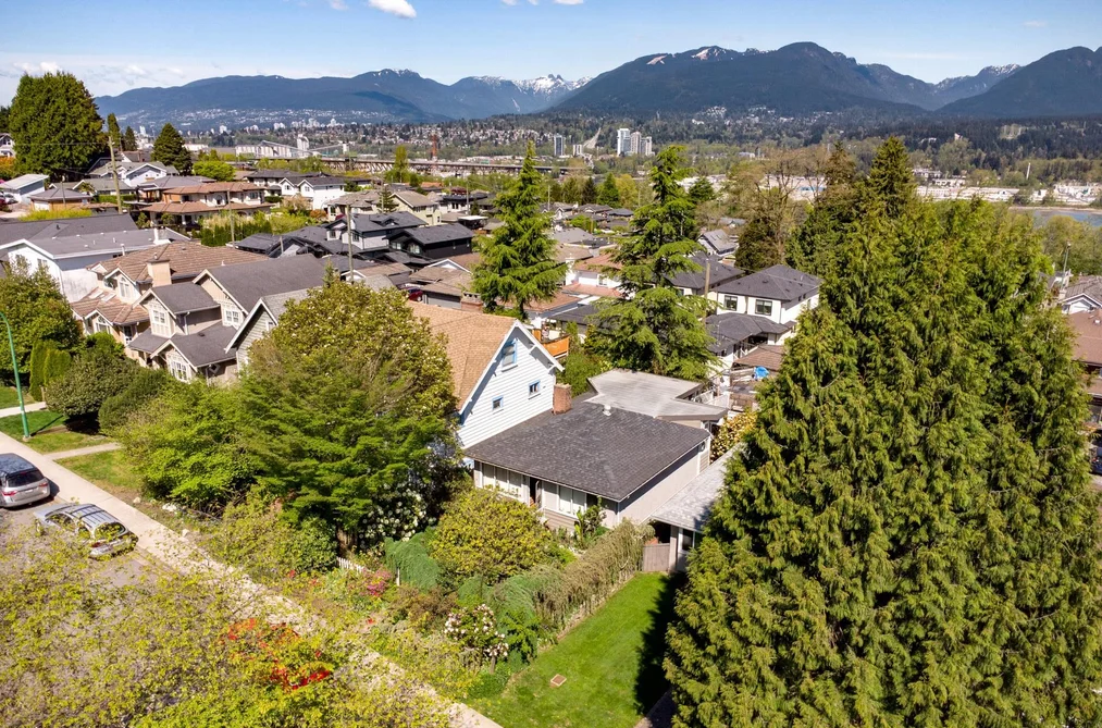 Street 4137 MCGILL STREET, Burnaby BC V5C 1M7, Burnaby BC — Residential for Sale - Photo 5