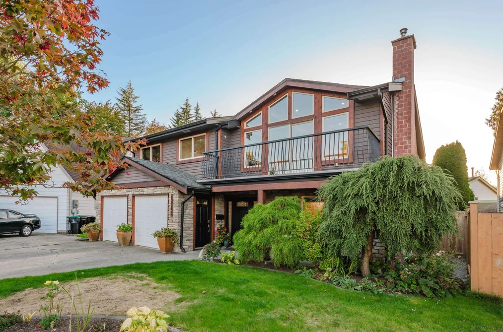 Street 5021 197 STREET, Langley BC V3A 7M1, Langley BC — Residential for Sale - Photo 2