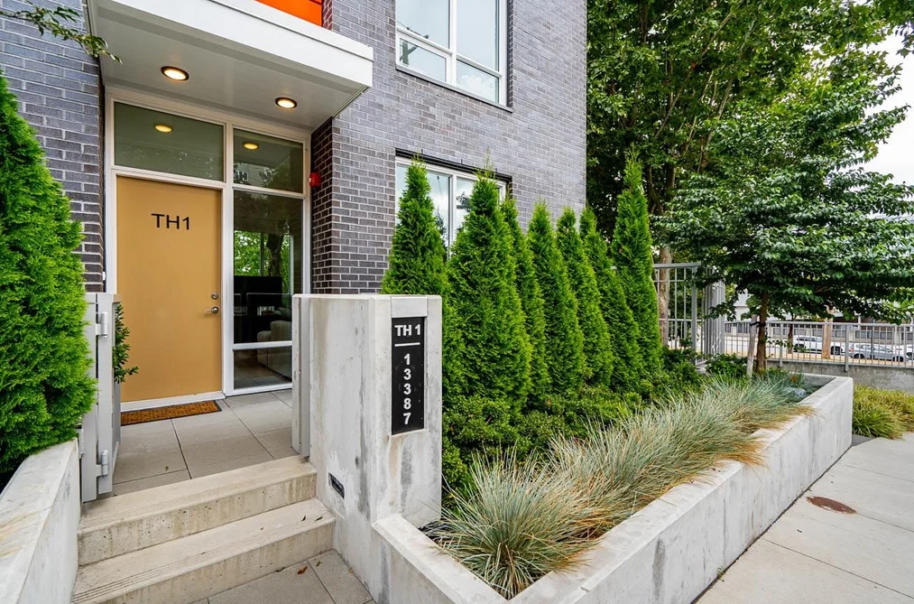 Townhouse for sale at Th1 13387 Old Yale Rd Road Surrey British Columbia - MLS: R3158944