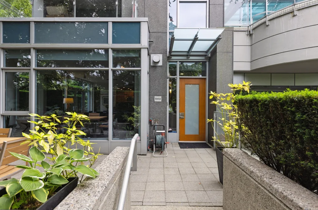 Townhouse for sale at Th12 1233 W Cordova Street Vancouver British Columbia - MLS: R3104814