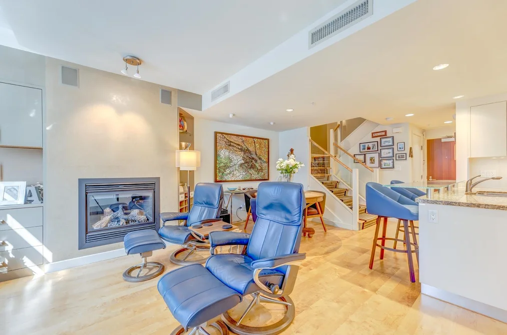Townhouse for sale at Th29 1295 W Cordova Street Vancouver British Columbia - MLS: R3111742