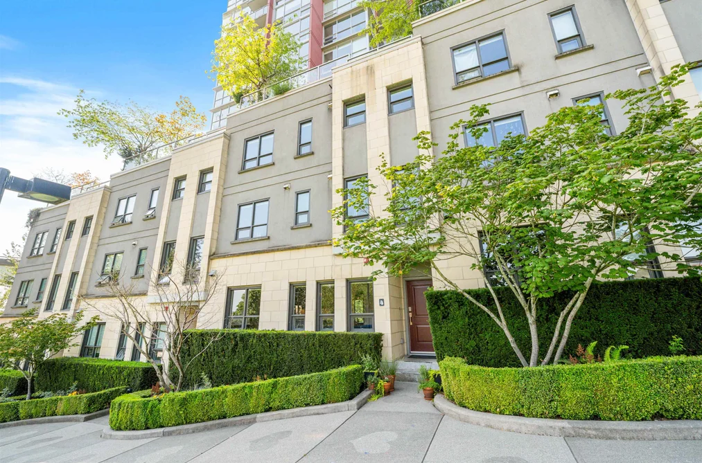 Townhouse for sale at Th4 125 Columbia Street New Westminster British Columbia - MLS: R3122350