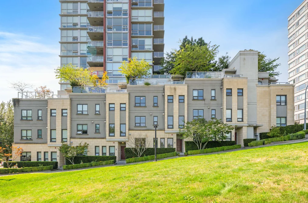 TH4 125 COLUMBIA STREET, New Westminster BC V3L 0G8, New Westminster BC — Residential for Sale - Photo 2