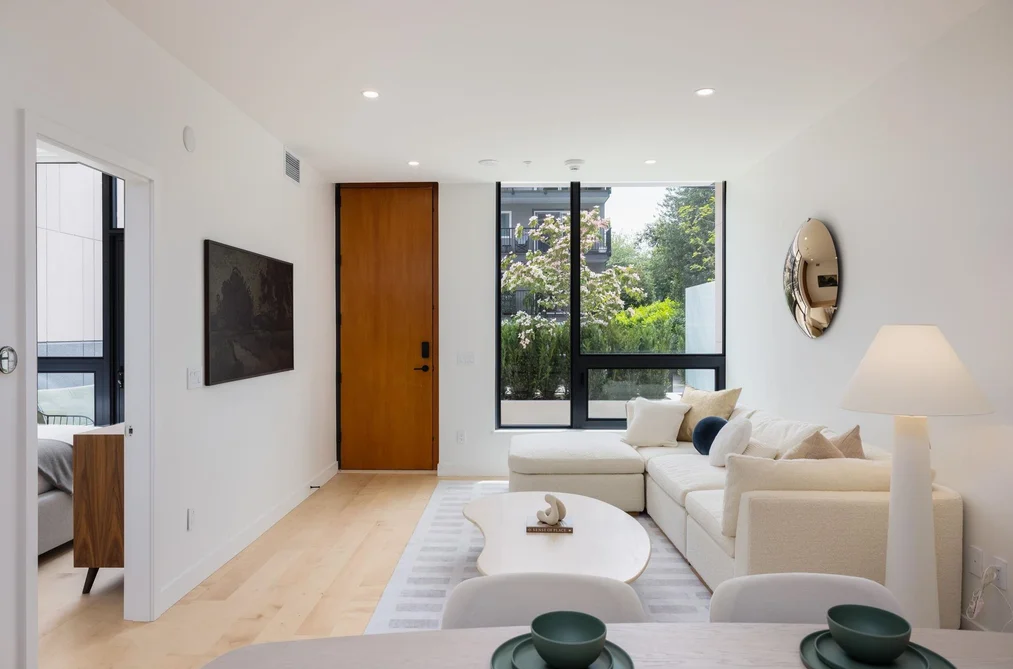 TH8 135 E 13TH STREET, North Vancouver BC V7L 0J8, North Vancouver BC — Residential for Sale - Photo 3