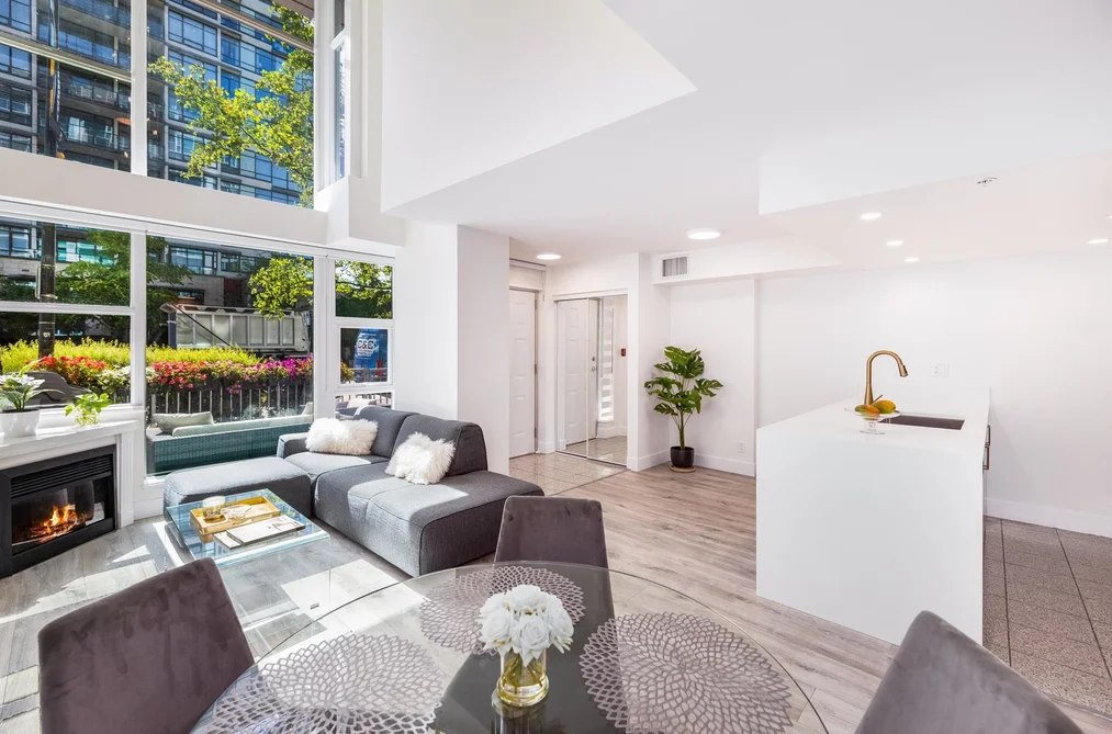 Townhouse for sale at Th8 168 E Esplanade Avenue North Vancouver British Columbia - MLS: R3152703