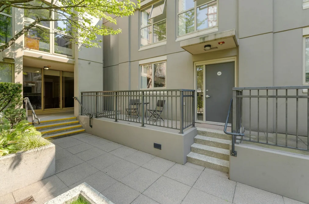 Townhouse for sale at Th9 969 Richards Street Vancouver British Columbia - MLS: R3159137