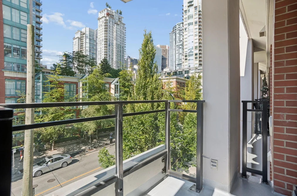 TH938 Homer Street, Vancouver, BC - Townhouse for Sale - Photo 15 of 24