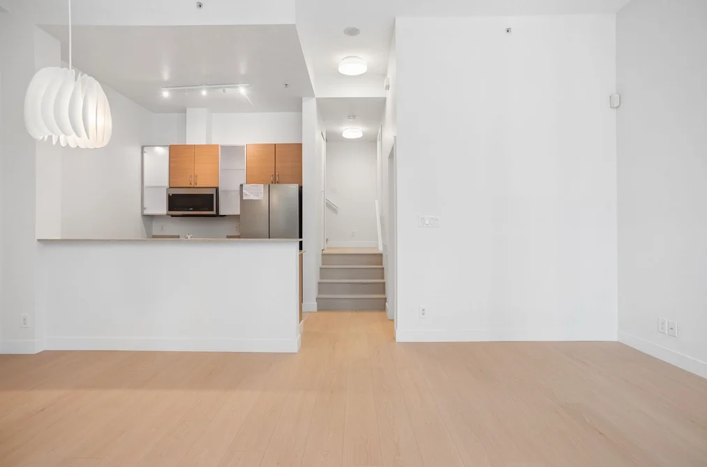 TH938 Homer Street, Vancouver, BC - Townhouse for Sale - Photo 3 of 24
