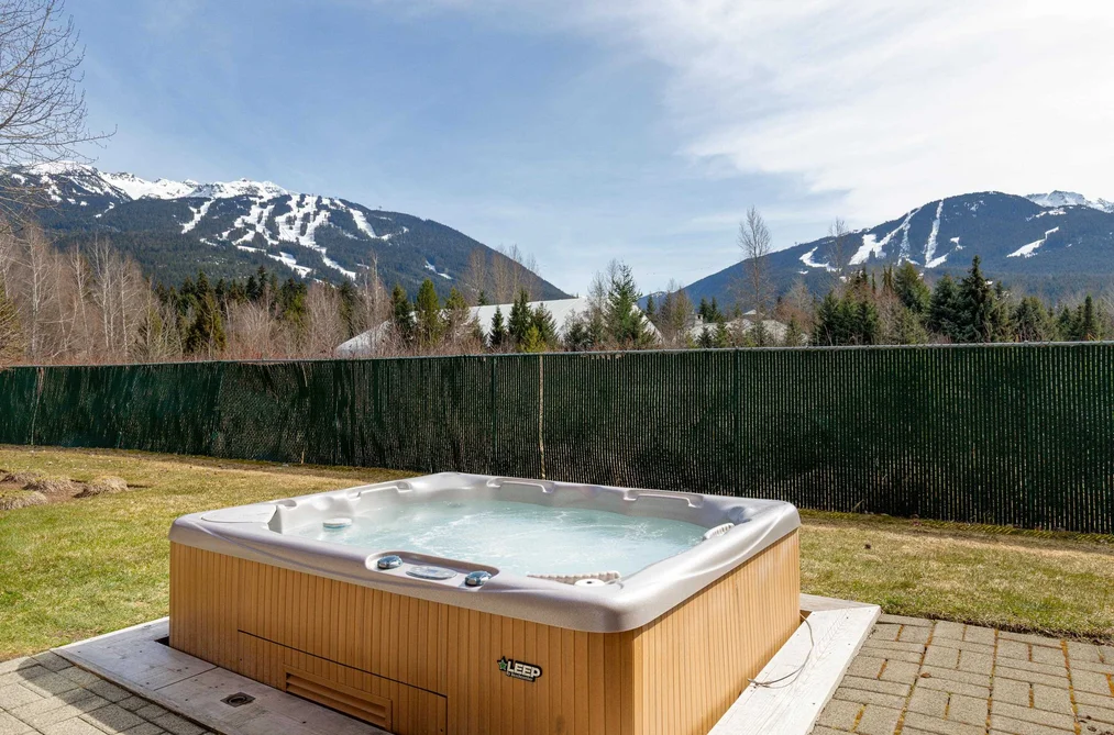 Week B 4726 SETTEBELLO DRIVE, Whistler BC V8E 0Z4, Whistler BC — Residential for Sale - Photo 2