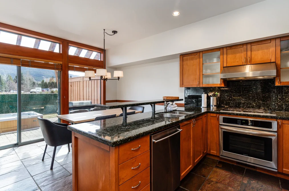 Week B 4726 SETTEBELLO DRIVE, Whistler BC V8E 0Z4, Whistler BC — Residential for Sale - Photo 6