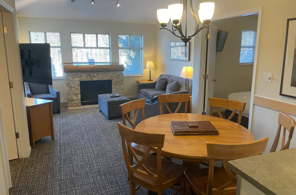 WK 15 309-4338 MAIN STREET, Whistler BC V8B 1B1, Whistler BC — Residential for Sale - Photo 2