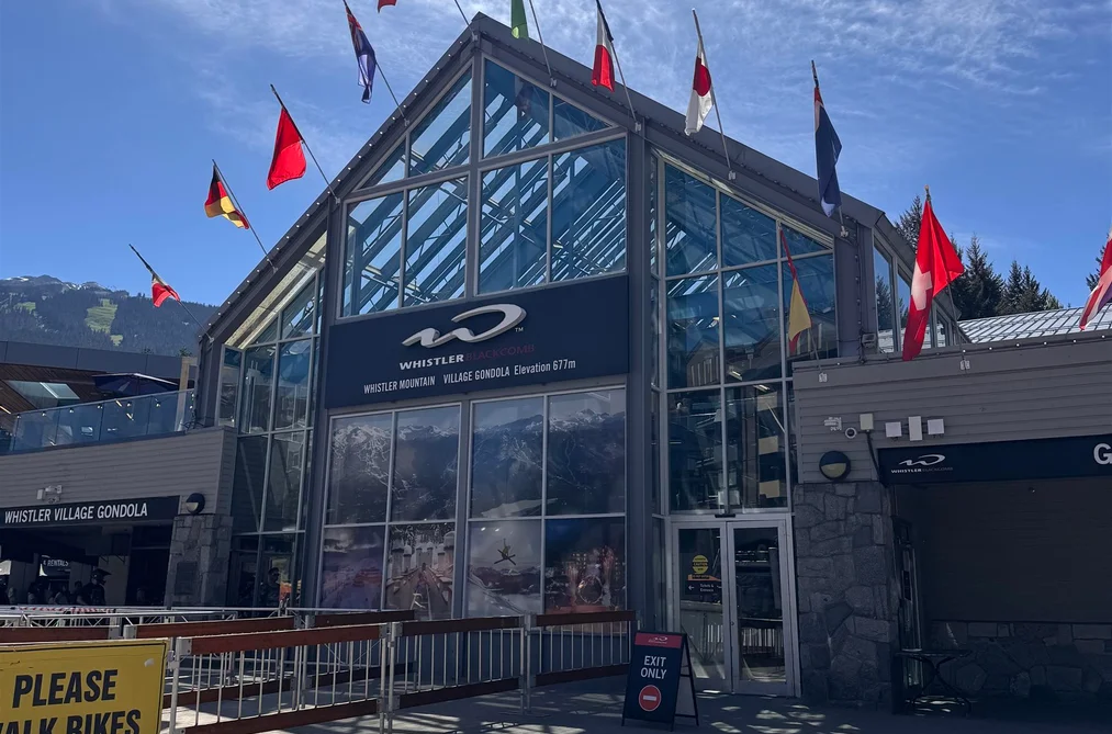 Condo for sale at (Wk 25) 901-4293 Mountain Square Whistler British Columbia - MLS: R3023478