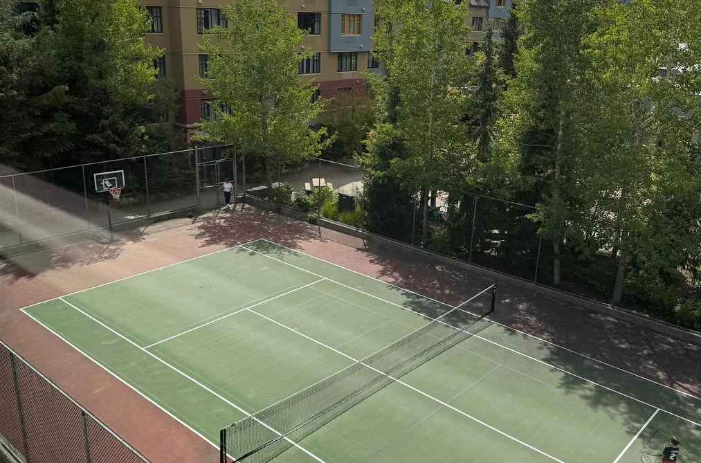 (WK 25) 901-4293 MOUNTAIN SQUARE, Whistler BC V8E 1B8, Whistler BC — Residential for Sale - Photo 5